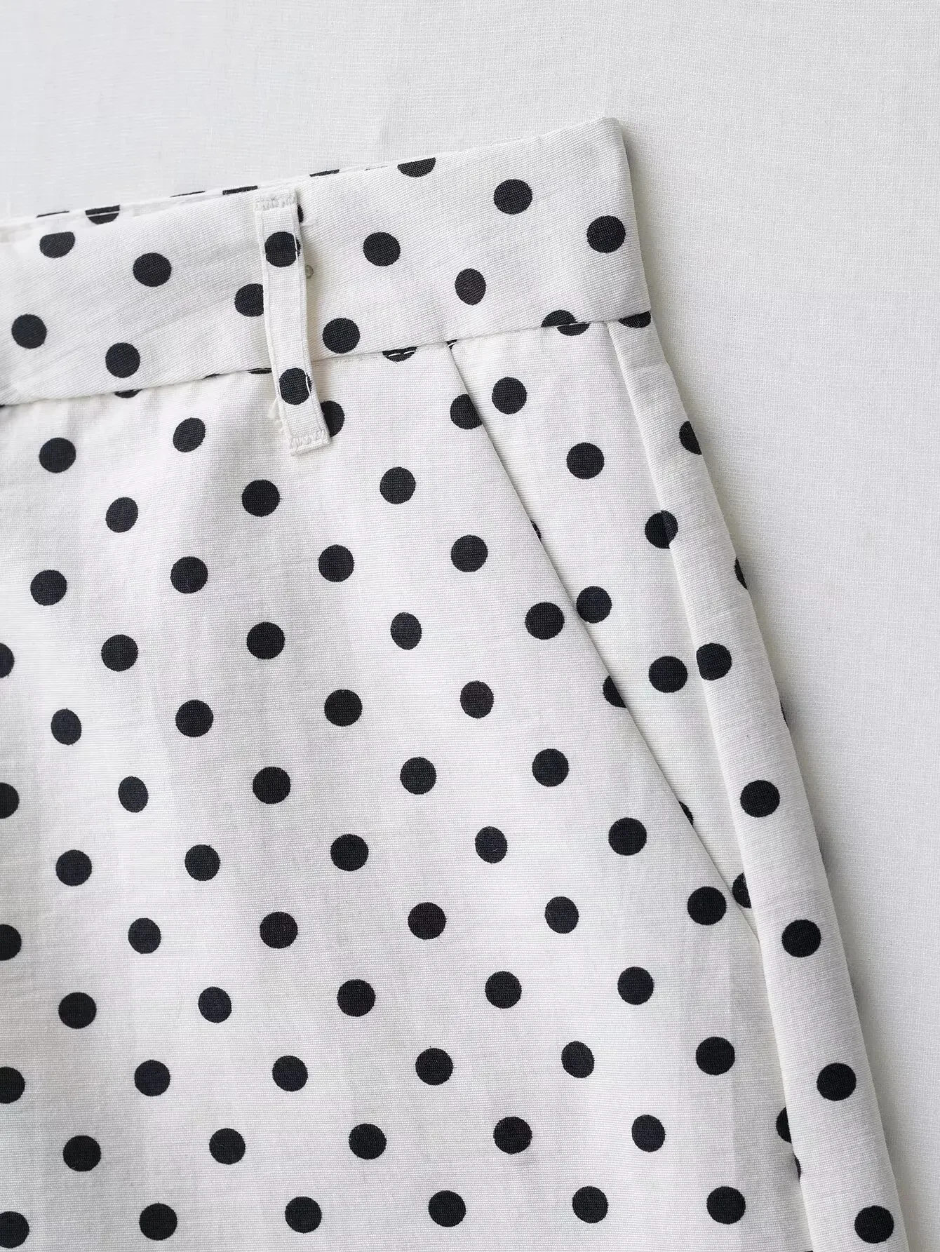 HH Fashion Women's Polka Dot Print Short Coats Autumn Long Sleeves Turtleneck Zipper With Pockets Drawstring Casual Jacket