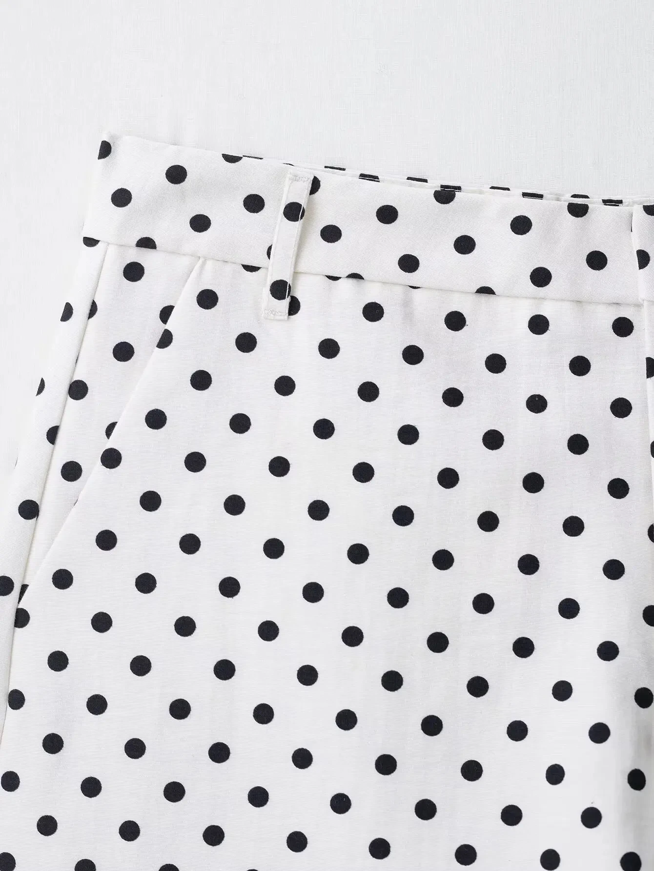 HH Fashion Women's Polka Dot Print Short Coats Autumn Long Sleeves Turtleneck Zipper With Pockets Drawstring Casual Jacket