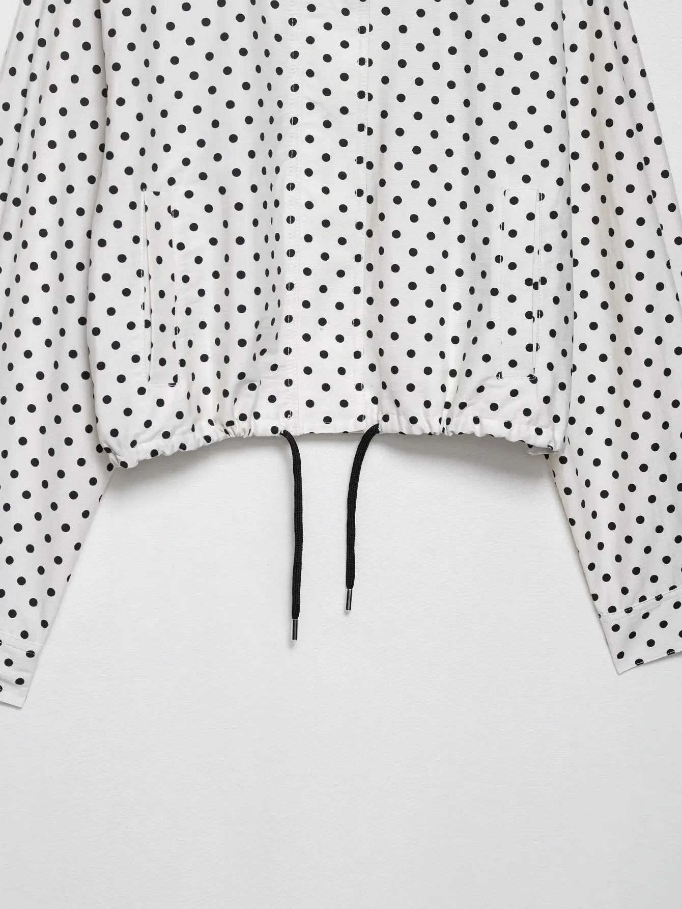 HH Fashion Women's Polka Dot Print Short Coats Autumn Long Sleeves Turtleneck Zipper With Pockets Drawstring Casual Jacket