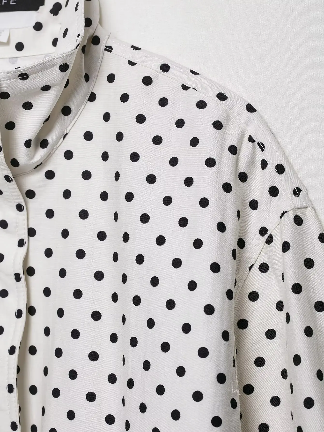 HH Fashion Women's Polka Dot Print Short Coats Autumn Long Sleeves Turtleneck Zipper With Pockets Drawstring Casual Jacket