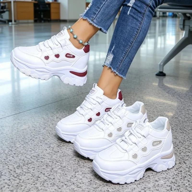 Women Sneakers Fashion Thick-sole Leather Casual Shoe Height-increasing Sport Shoe Laced Platform Vulcanize Shoes Tenis Feminino