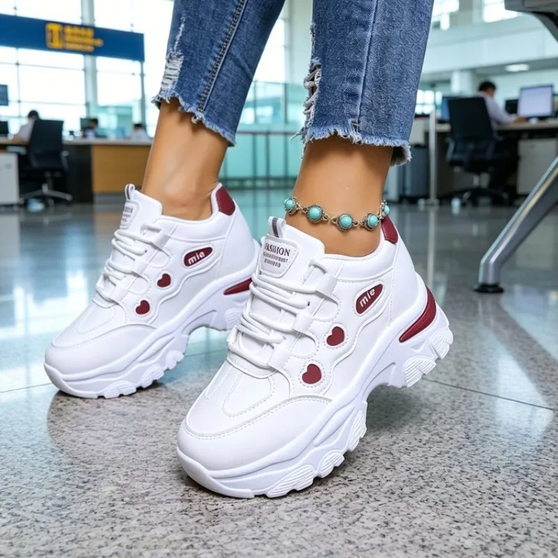 Women Sneakers Fashion Thick-sole Leather Casual Shoe Height-increasing Sport Shoe Laced Platform Vulcanize Shoes Tenis Feminino
