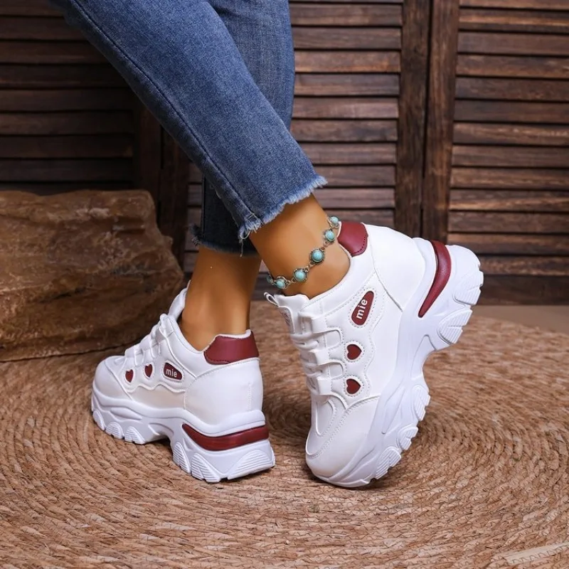 Women Sneakers Fashion Thick-sole Leather Casual Shoe Height-increasing Sport Shoe Laced Platform Vulcanize Shoes Tenis Feminino