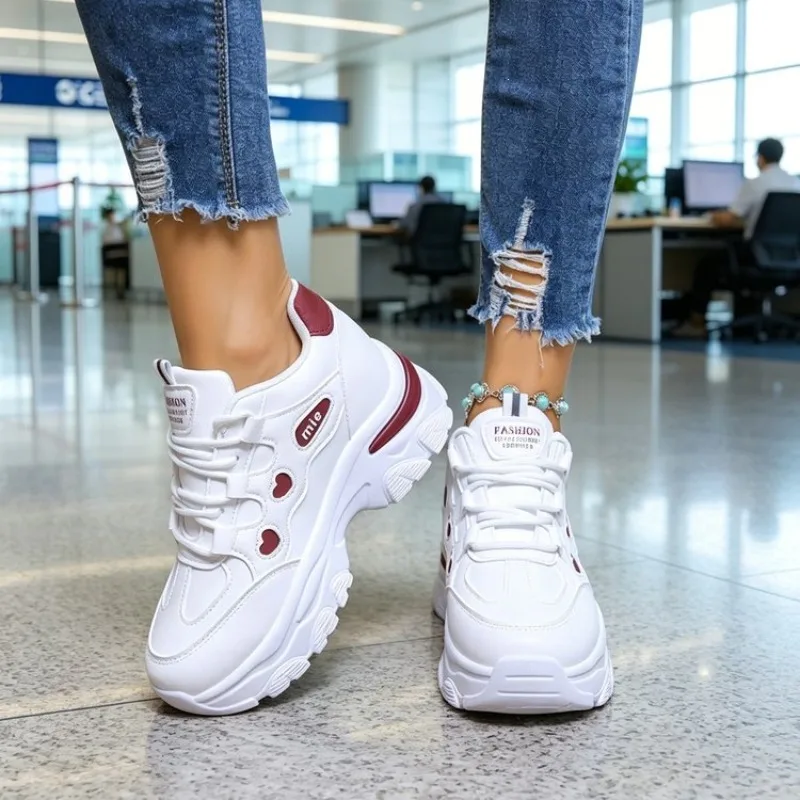 Women Sneakers Fashion Thick-sole Leather Casual Shoe Height-increasing Sport Shoe Laced Platform Vulcanize Shoes Tenis Feminino