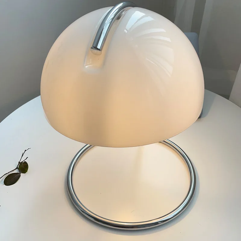 Bauhaus Mushroom Modern Table Lamp for Bedroom Bedside Living Room Nordic LED Creative Desk Lamps Fireless Aromatherapy Lamp