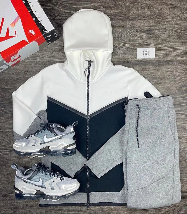 Luxury Brand Men Tracksuits 2-piece Set Black Sports Suit Tracksuits Jogging Men's Clothing Sweatpants Zip Sweatshirts Techwear