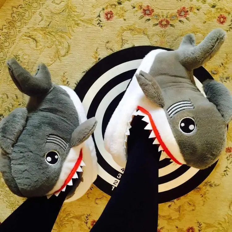 Cartoon Shark Funny Shoes Girls Lovely Indoor Slippers Ladies Home Shoes 2022 Fashion Plush Warm Slippers Women Winter Shoes