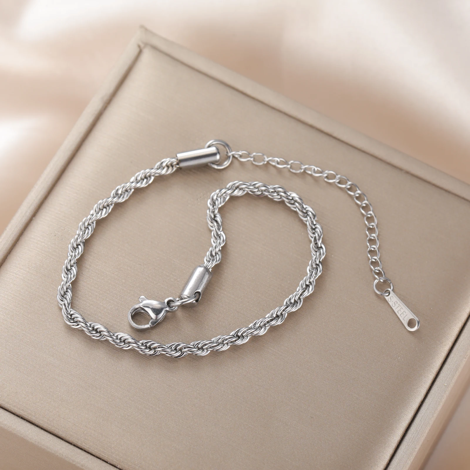 Skyrim 3MM Twisted Chain Bracelet Stainless Steel Gold Color Adjustable Bracelets Women Men Couple Jewelry Valentine's Day Gift