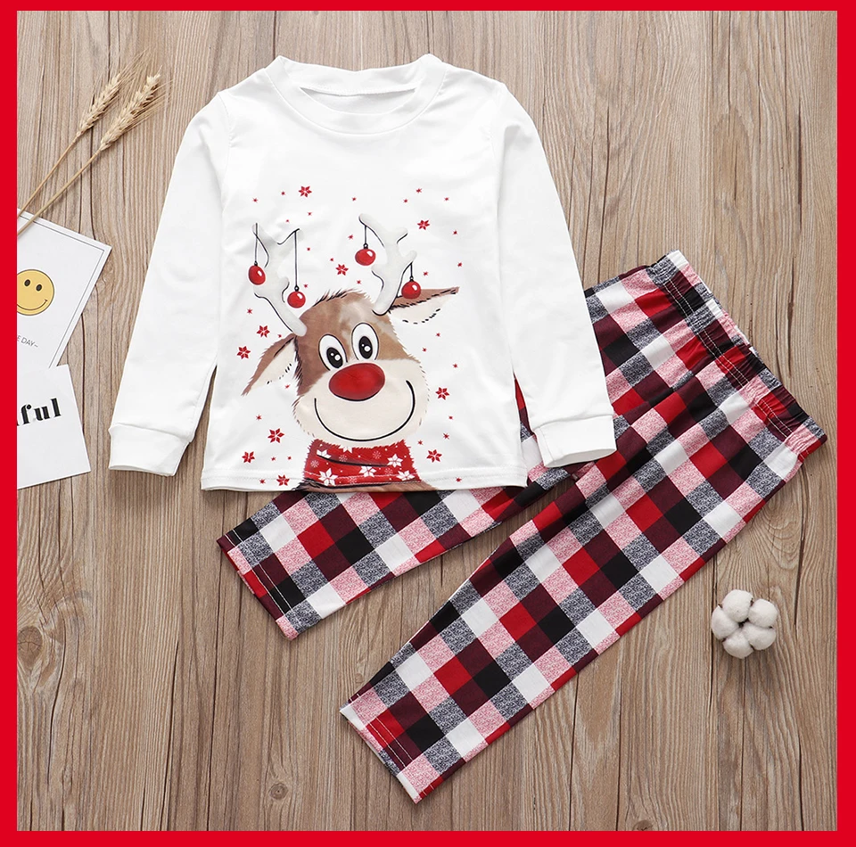 Family Matching Clothes Christmas Pajamas 2026 Mother Kids Baby Pyjamas Set Look Sleepwear Mother And Daughter Father Son Outfit