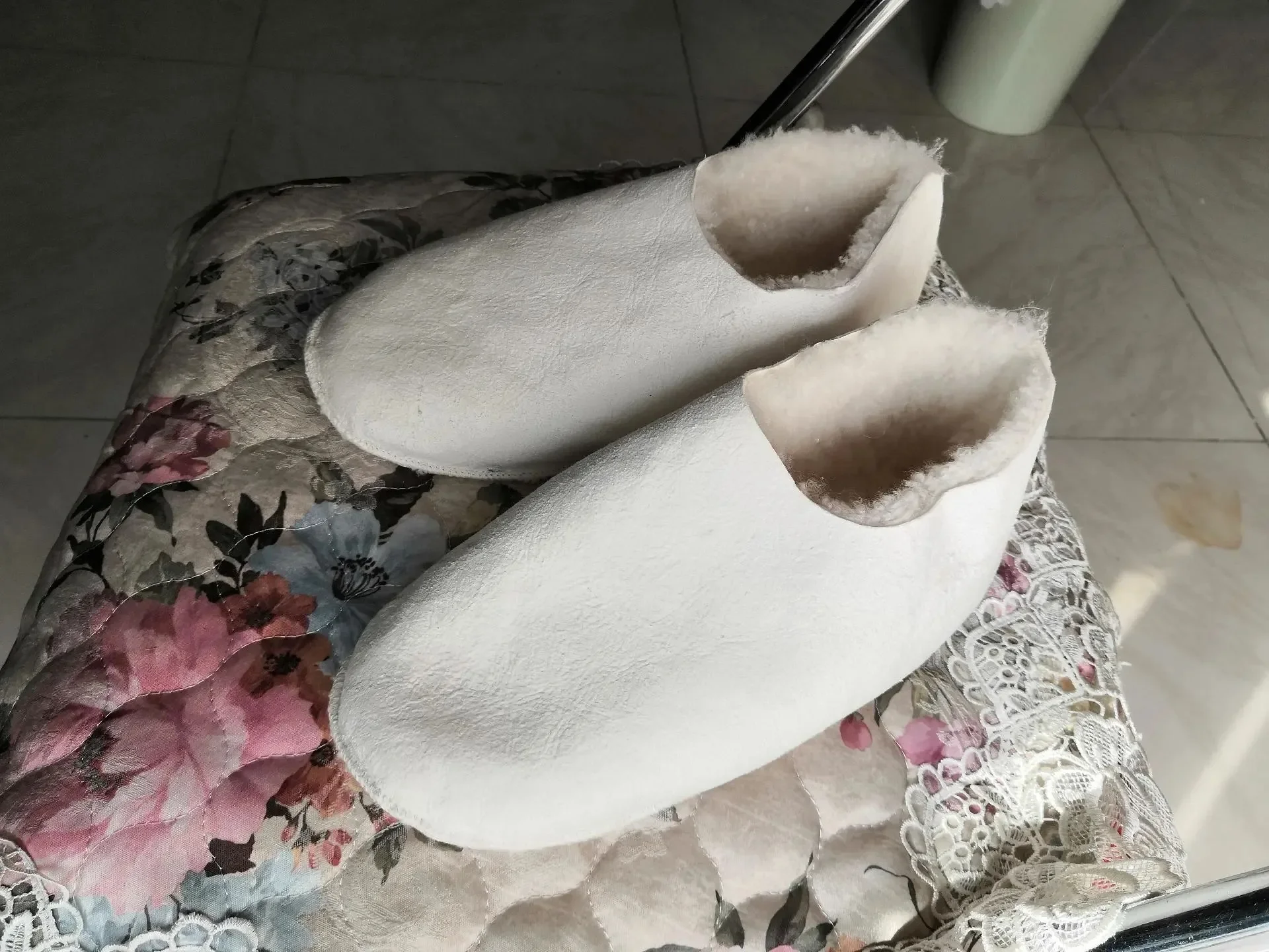 Natural Sheepskin Indoor Slippers Toasty Shoes Barefoot Ergonomic Shearling Real Leather for Men Genuine Leather for Woman