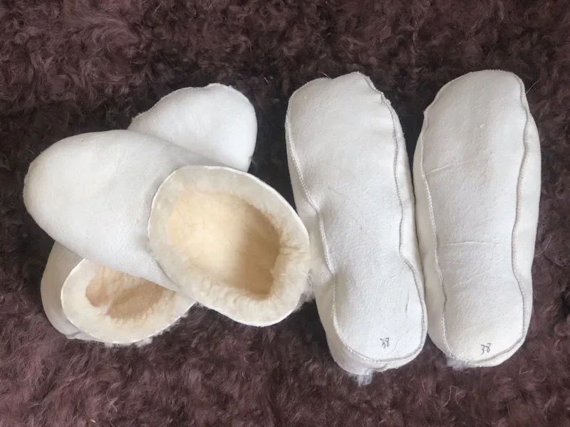 Natural Sheepskin Indoor Slippers Toasty Shoes Barefoot Ergonomic Shearling Real Leather for Men Genuine Leather for Woman