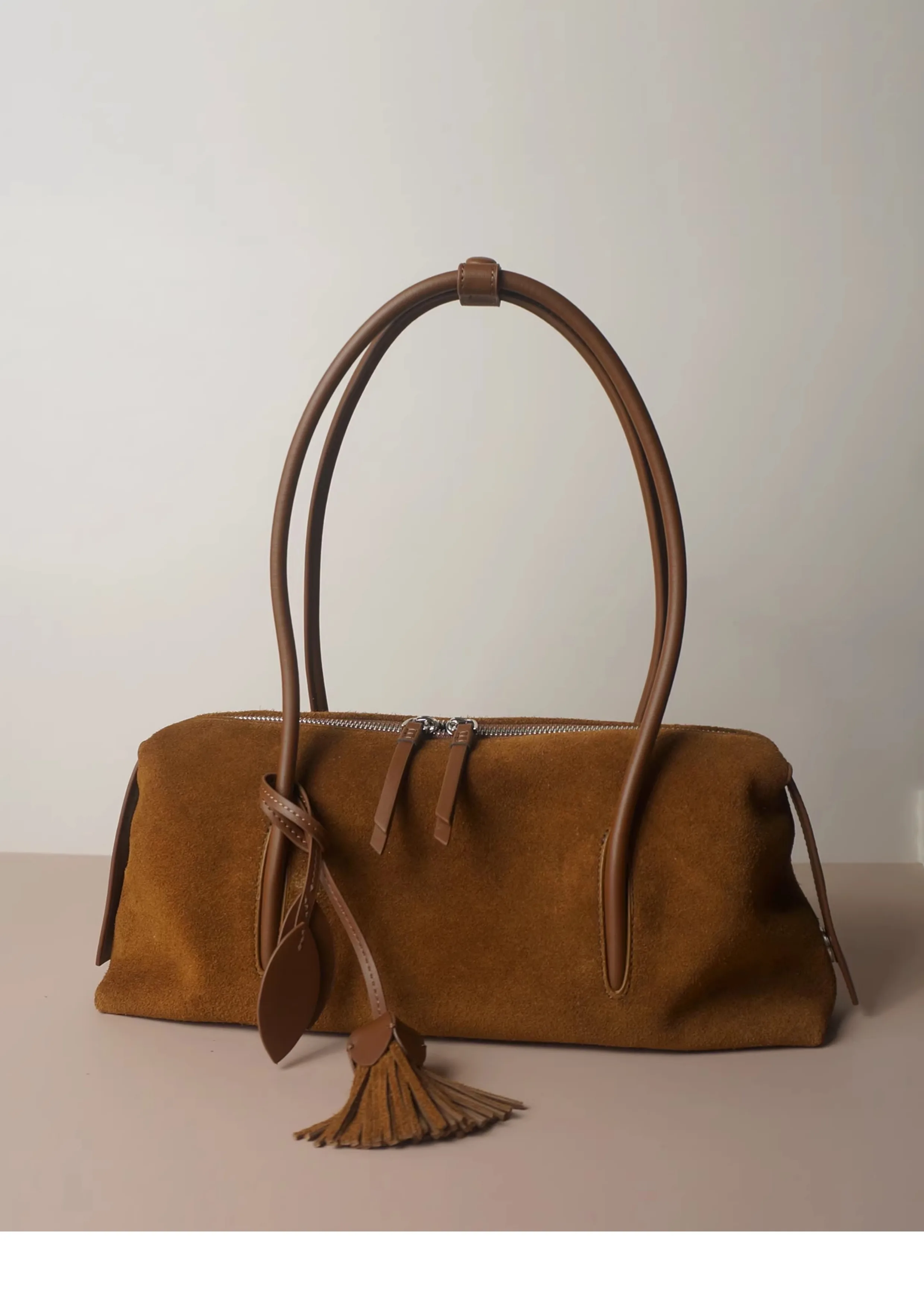 2027 Hot Sale Chic Tassel Design Women Armpit Shoulder Bag Caramel Coffee Color High-end Suede Cow Leather Women Handbag Winter