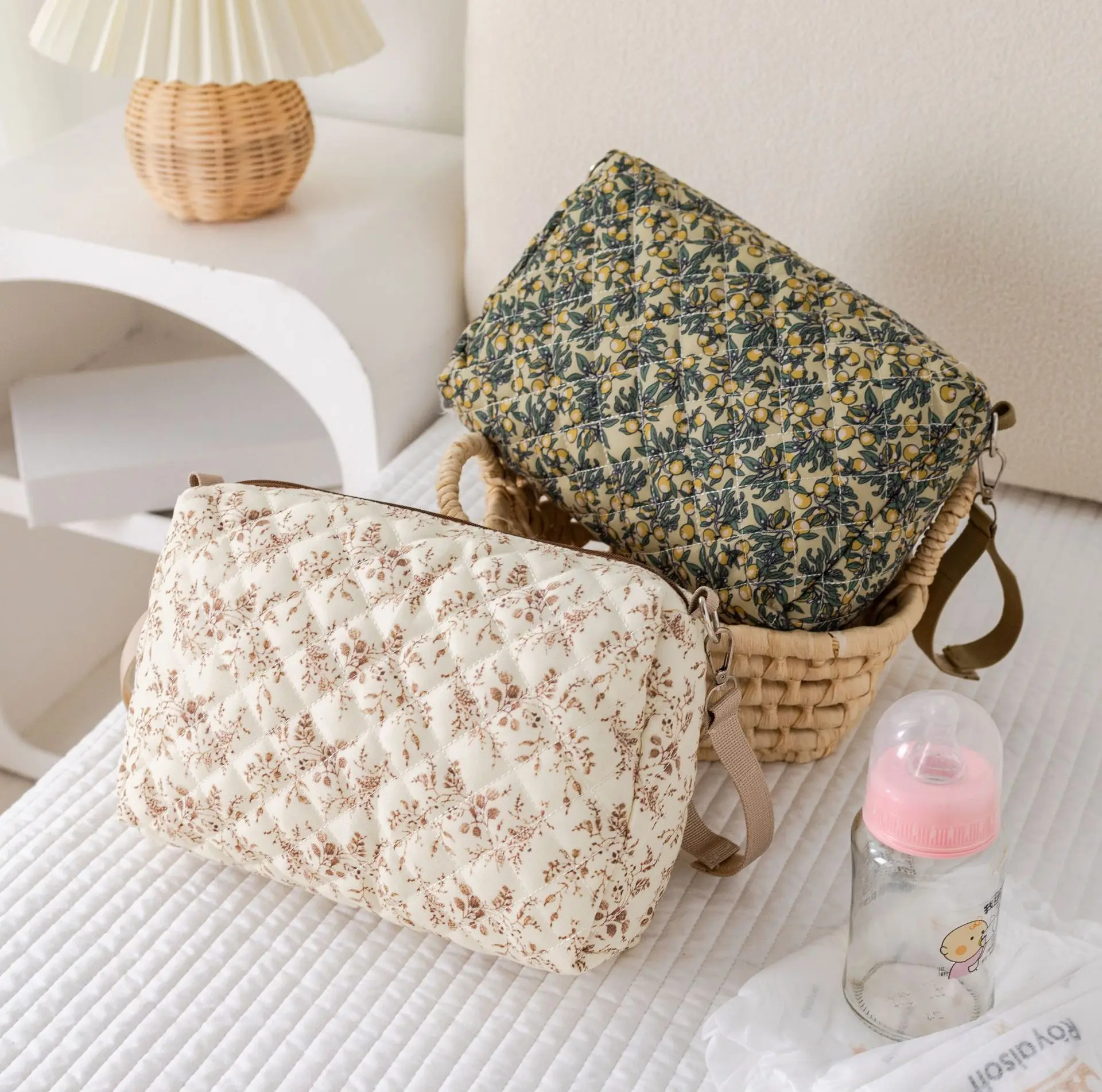 1pcs Portable Baby Diaper Storage Bag Travel Handbag Mommy&Baby Items Organizer Maternal Stroller Bag Makeup & Toiletries Bag