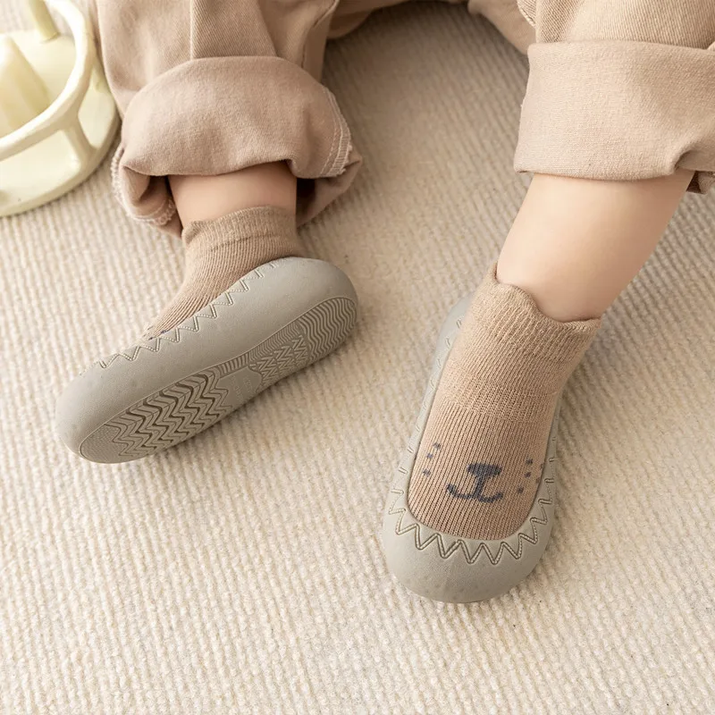 Newborn Baby Boy Shoes Embroidery Pattern Nonslip Floor Socks Kids Girls Soft Rubber Sole Crib Toddler Booties Child Sneakers