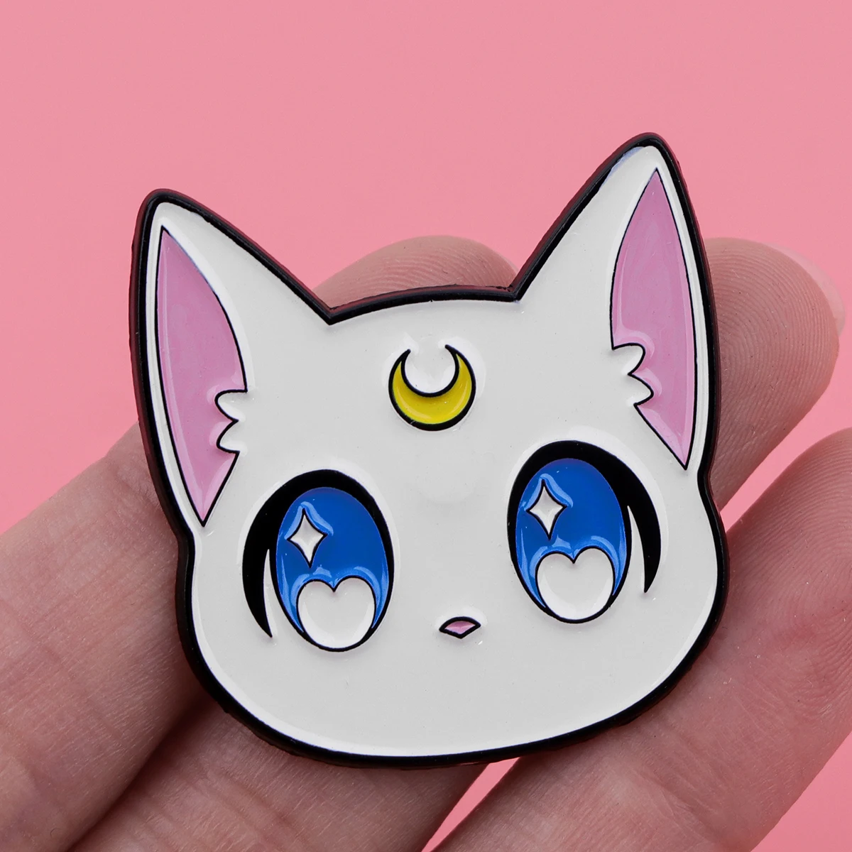 Cartoon Anime Brooches For Women Kawaii Enamel Pin Fashion Metal Badge Jewelry Clothing Backpack Accessories Girls Gift