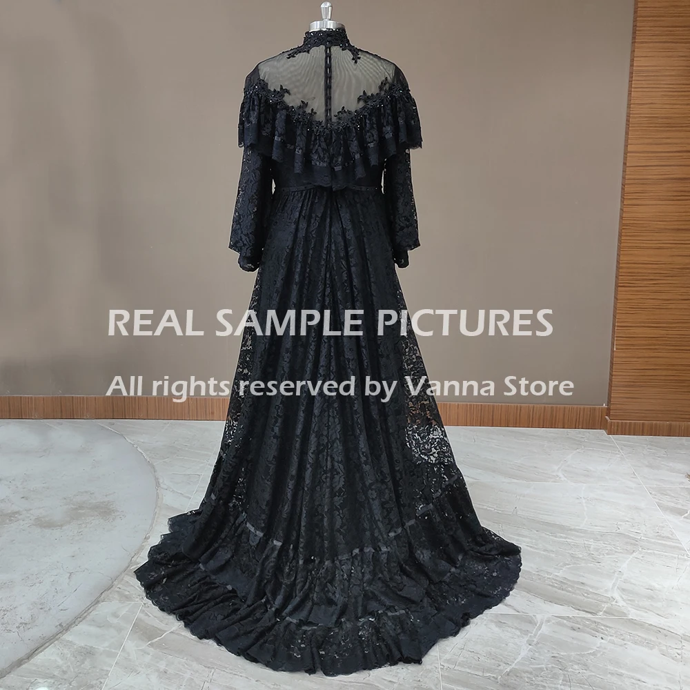 Victorian Lace Long Sleeves Bridal Gown High Neck Vintage Buttons Sheer Back Tiered Wedding Dress Customized Retro Real Photos