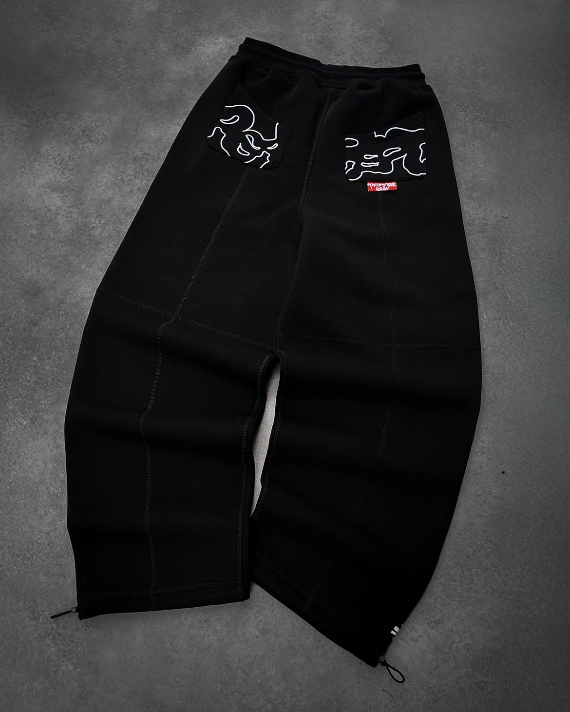 New Loose American Sports Pants Y2K Retro Trousers Men Hip Hop Personality Unique Design Embroidered Waist Elastic Jogging Pants