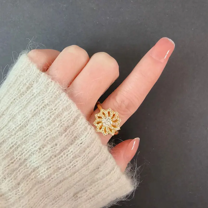 Anti-Stress And Anxiety Ring For Women Plant Flower Gold Colour Rotate Freely Fidget Metal Spinner Adjustable Open Rings Anillo