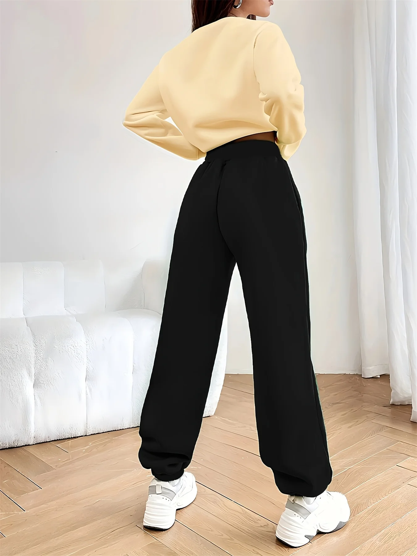 Women's Autumn and Winter Hip-Hop Casual Street Fashion Paris Letter Printed Round Neck Sports Shirt + Sports Pants Warm Suit