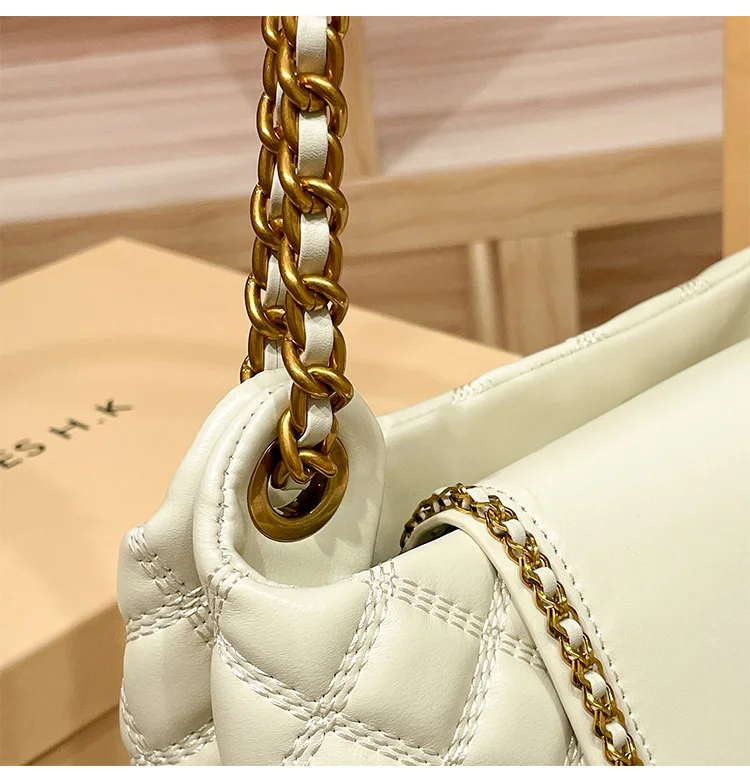 Brand Genuine Leather Chain Bag for Women in 2024, New Designer with a Sense of Luxury, Large Capacity Underarm Shoulder Bag