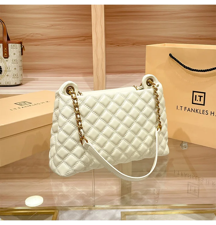 Brand Genuine Leather Chain Bag for Women in 2024, New Designer with a Sense of Luxury, Large Capacity Underarm Shoulder Bag