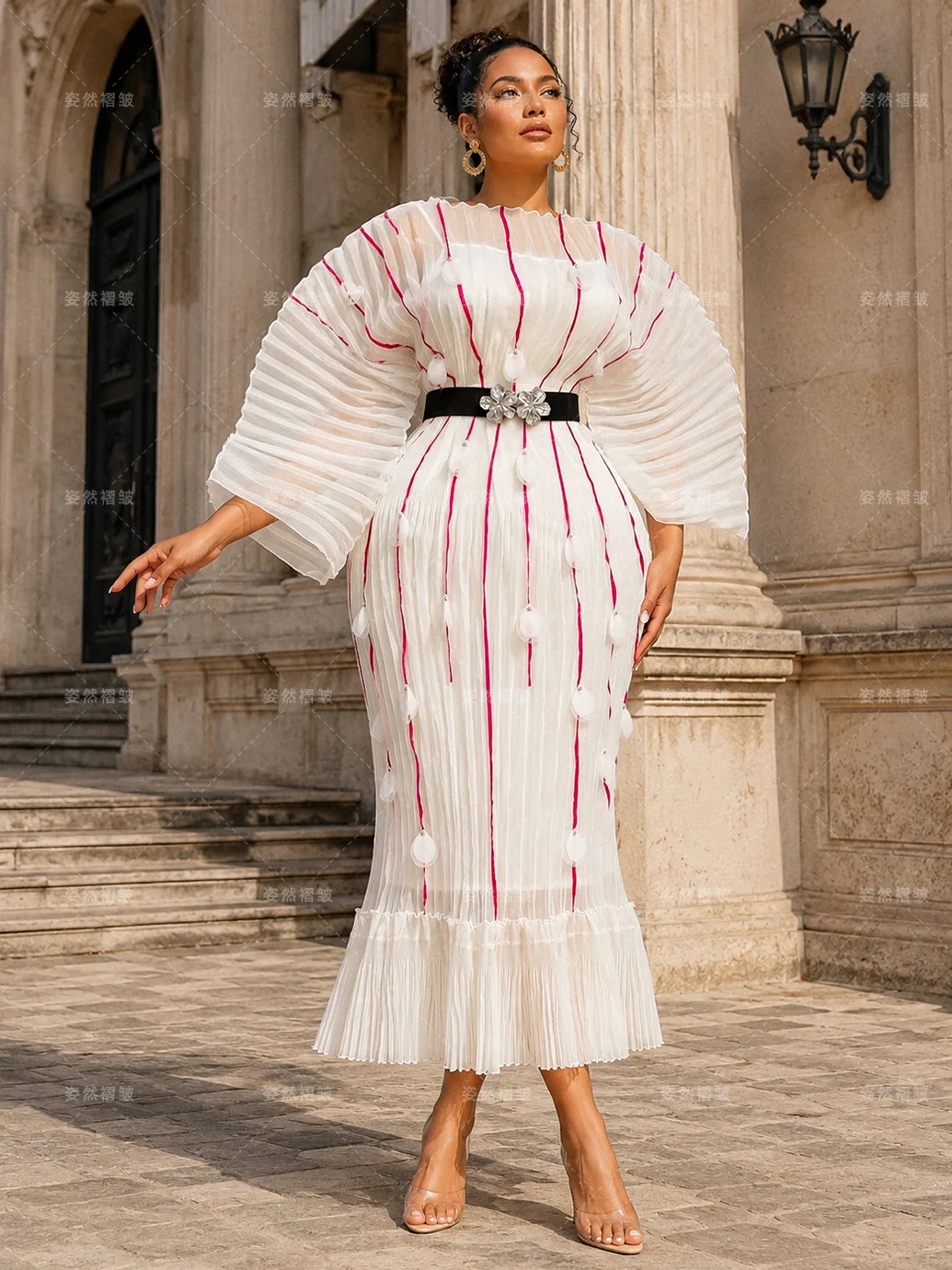 2026 New Waist and Thin Loose Women's Clothing Eugen Yarn Miyake Temperament Pleated Three-dimensional Flower Dress