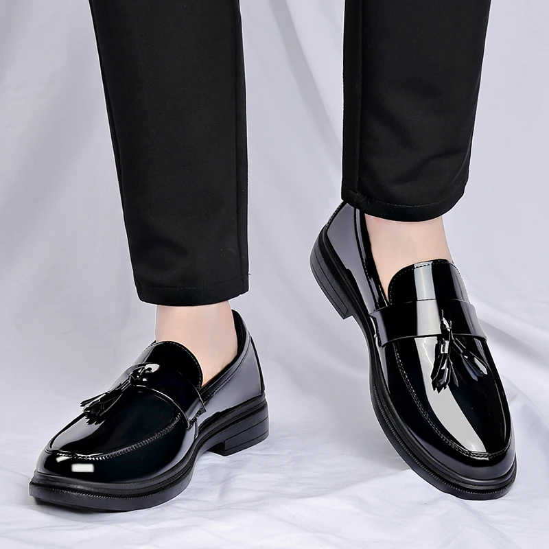 Patent Leather Mens Loafers Fashion Men‘s Casual Shoes Black Business Shoes Office Work Shoes Party Wedding Formal Dress Shoes