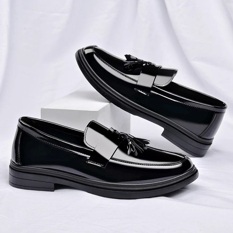 Patent Leather Mens Loafers Fashion Men‘s Casual Shoes Black Business Shoes Office Work Shoes Party Wedding Formal Dress Shoes