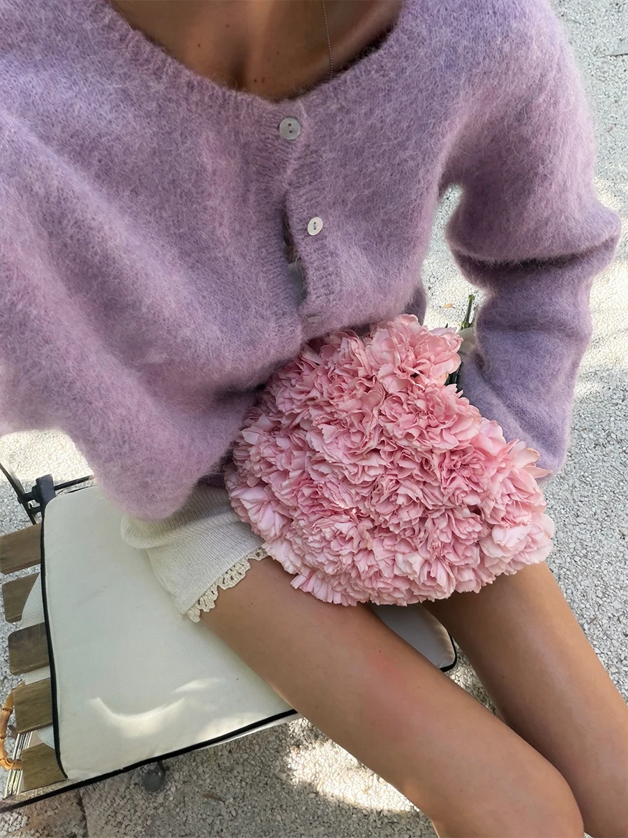 Bornladies 2026 New Lazy Style Cardigan Women's Spring and Autumn Loose Round Neck Knitted Jacket Soft Long Sleeved Sweater