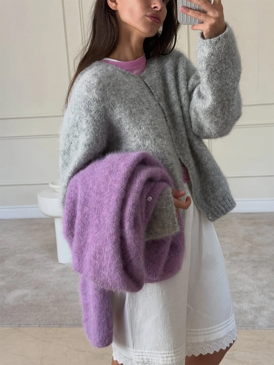 Bornladies 2026 New Lazy Style Cardigan Women's Spring and Autumn Loose Round Neck Knitted Jacket Soft Long Sleeved Sweater
