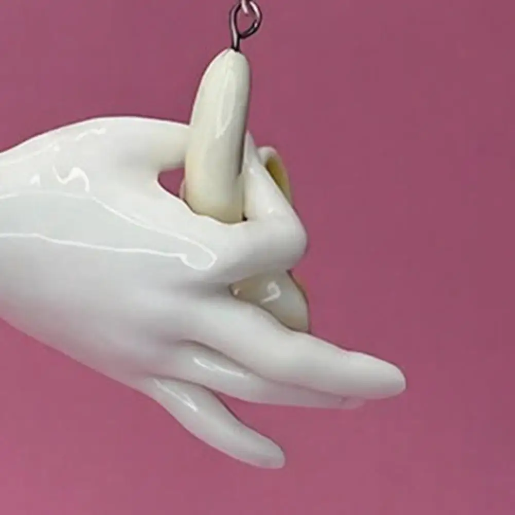 Funny Banana Pendant Necklace Resin Hand-Sculpted Banana Necklace Cute Lifelike Fruit Necklace Jewelry Creative Gift