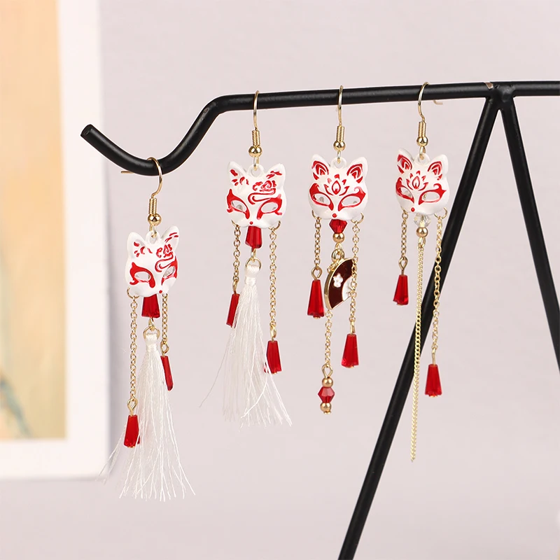 Vintage Fox Mask Earrings Crane Earrings For Women Mythological Animals Shaped Jewelry Fan Shaped Pendant Tassel Ear Clip Gifts