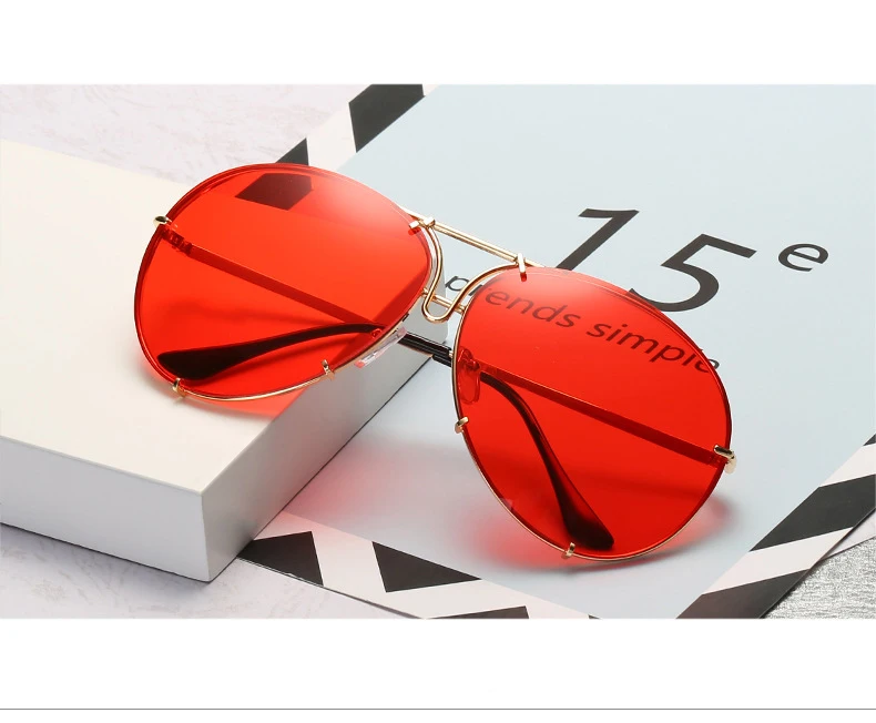 2025 New Fashion Pilot Sunglasses Women Oversized Luxury Sun Glasses For Female Cool Mirror Vintage Lady Gradient Shades UV400