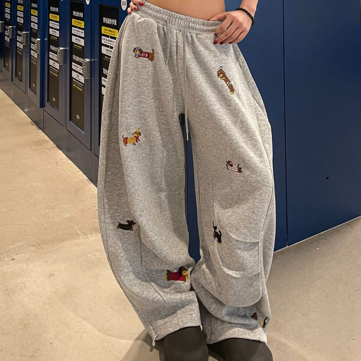 Embroidery Sausage Dog Sweatpants Loose Casual Joggers Wide Leg Couple Streetwear Fun Fashion Comfortable Pants Baggy Sweatpants
