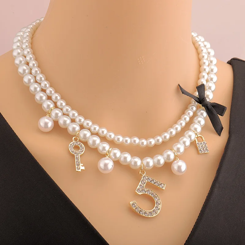 Fashion Double Layer Pearl Necklaces Crystal 5 Letter Key Lock Charms Pendant Top Fashion Jewelry Handmade Z025