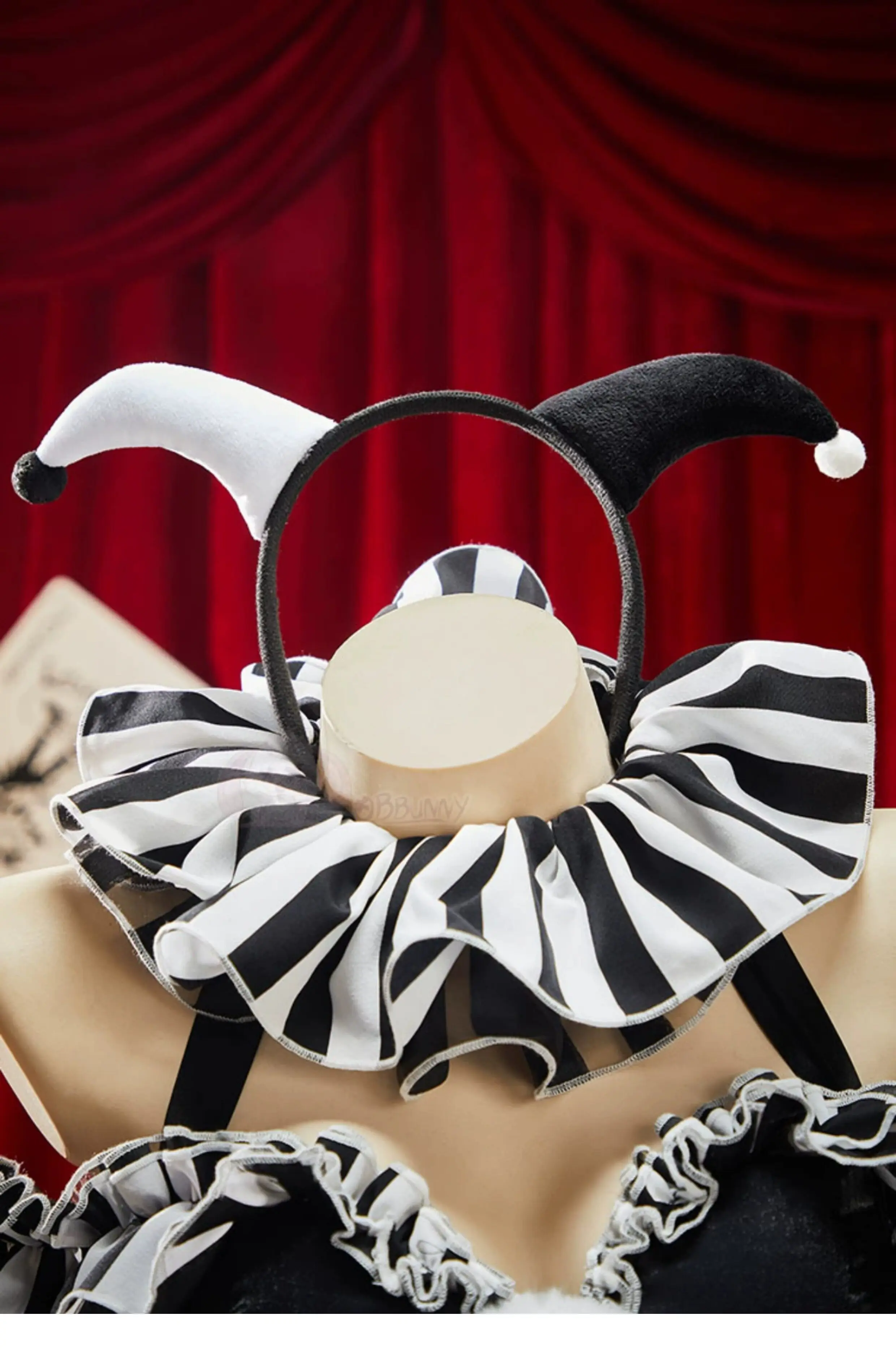 Black White Striped Clown Corset Dress Gothic Halloween Cosplay Costume with Ruffle Skirt