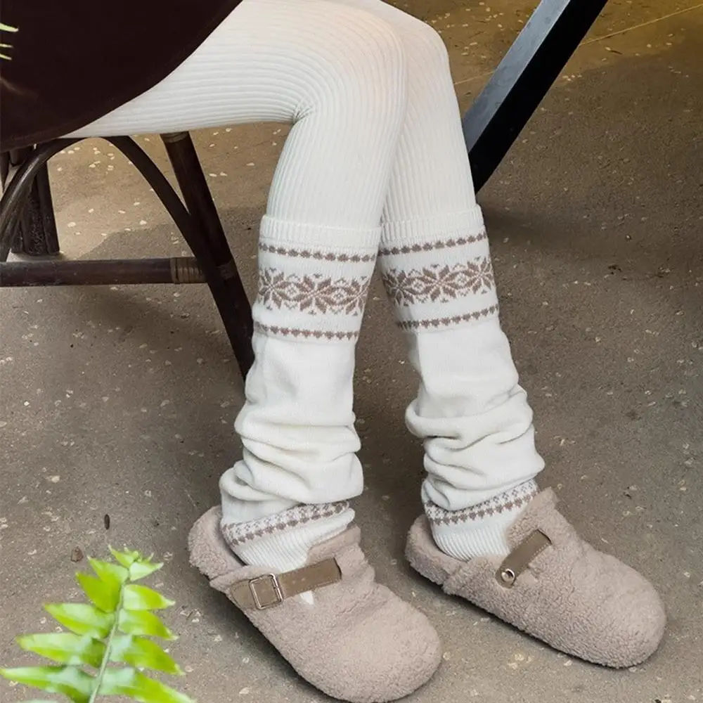 Retro INS Leg Warmer Cover Fashion Snowflake Warm Loose Socks Covers Knitted Socks Leg Warmer Autumn Knit Long Stockings