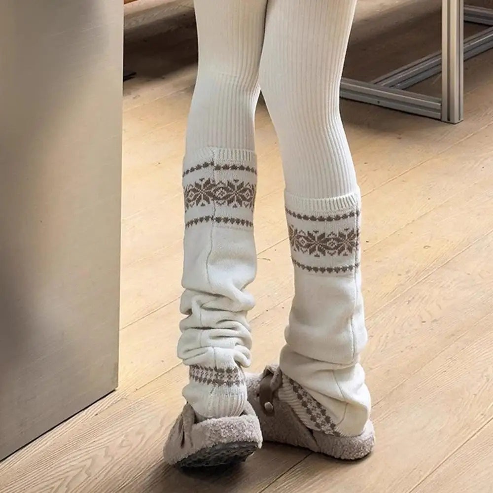 Retro INS Leg Warmer Cover Fashion Snowflake Warm Loose Socks Covers Knitted Socks Leg Warmer Autumn Knit Long Stockings