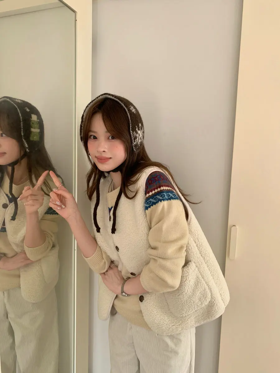 Cute Snowman Jacquard Knit Earmuffs for Women Winter Cold Protection Plush Ear Warmers Korean Style Windproof Strap Ear Muffs