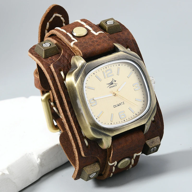 Men's Vintage Hip Hop Punk Quartz Watch - Handmade Rivet Genuine Leather Strap Fashion Accessory
