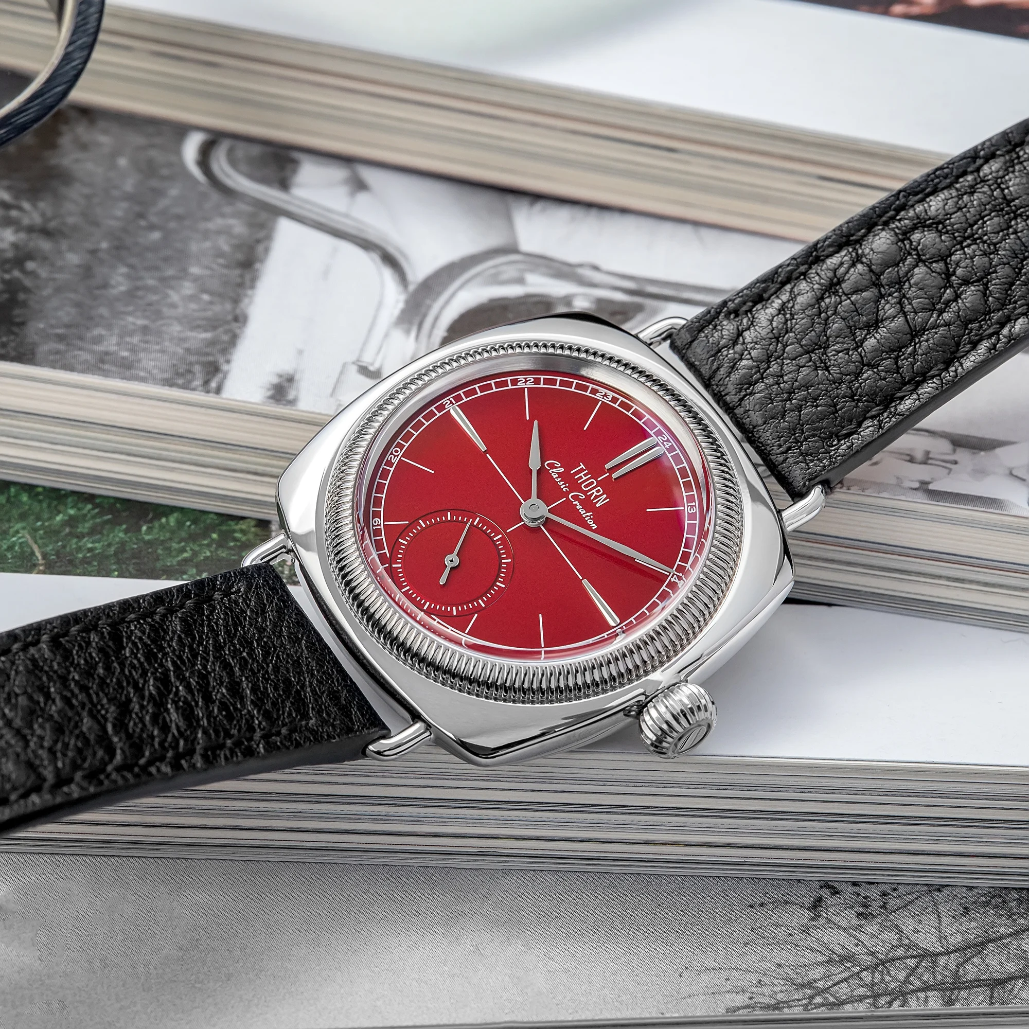 THORN T017 Quartz Watch Sapphire Glass 100M Waterproof Small Seconds Genuine Leather Strap Men Women Couples Wristwatch