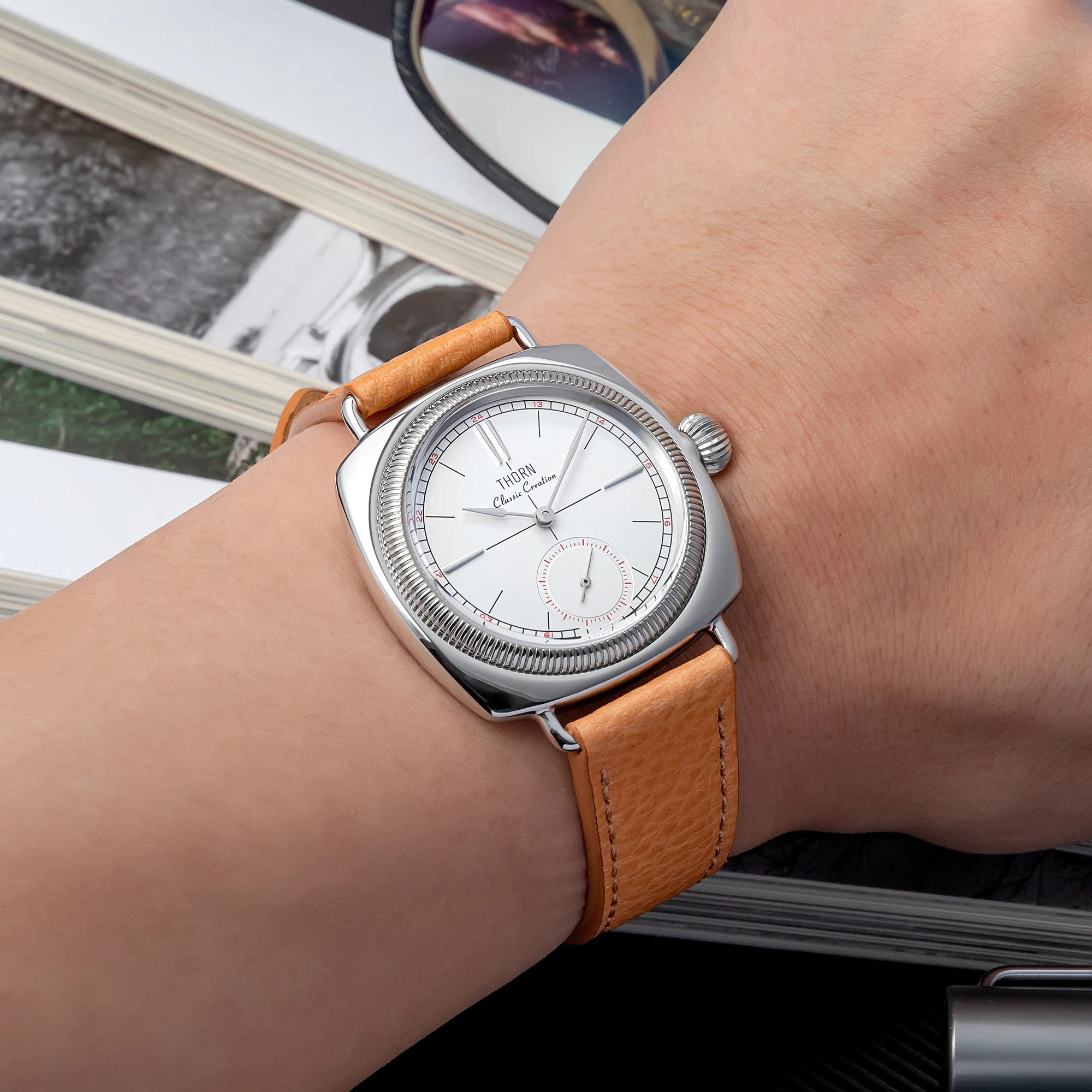 THORN T017 Quartz Watch Sapphire Glass 100M Waterproof Small Seconds Genuine Leather Strap Men Women Couples Wristwatch