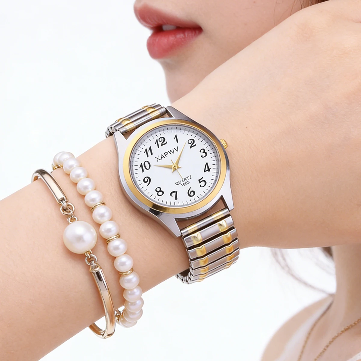 Fashion Couple Watches, a Pair of Casual Quartz Watches for Men and Women, Arabic Numerals, Elastic Strap Women's Wristwatch