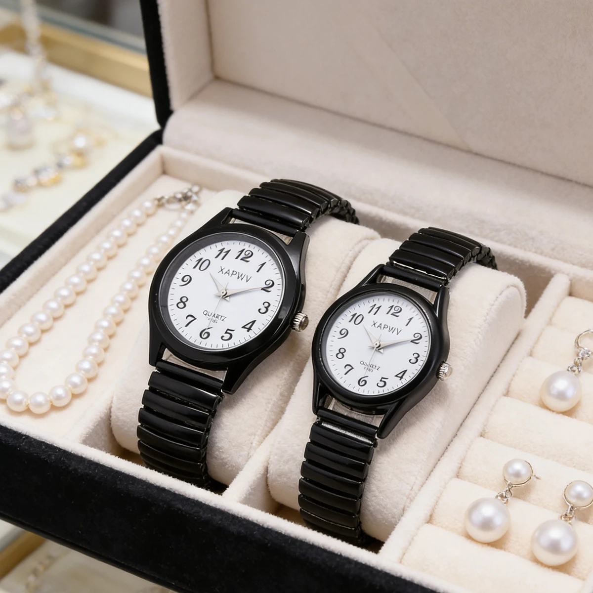 Fashion Couple Watches, a Pair of Casual Quartz Watches for Men and Women, Arabic Numerals, Elastic Strap Women's Wristwatch