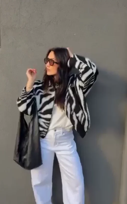 Women Zebra Print Faux Fur Jacket Lapel Collar Fluffy Long Sleeve Cropped Coat  Autumn Warm Winter Casual Chic Street Top 2026