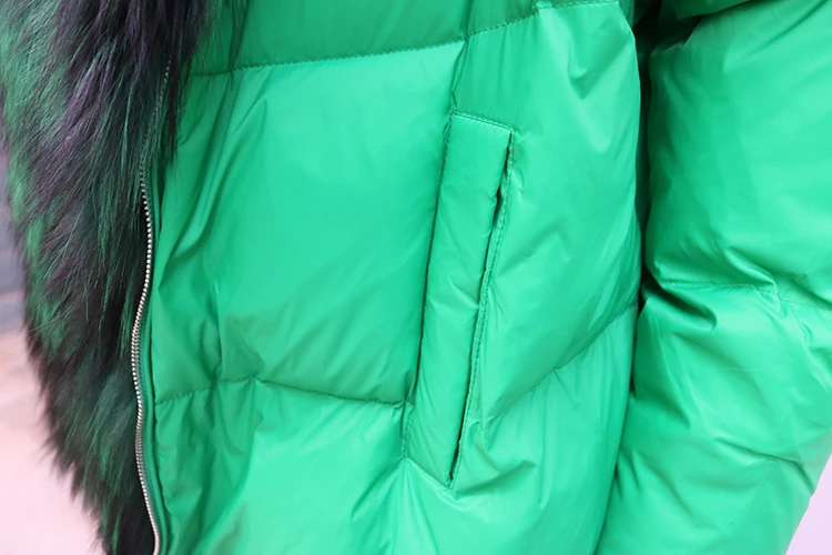 New Fashion Outerwear Puffer Jacket 2024 Women Coat White Duck Down Jacket Super Large Real Silver Fox Fur Collar Hooded