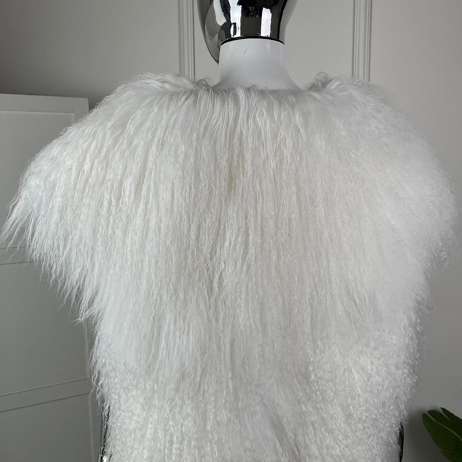 Women's Lamb Fur Vest Real Sheepskin Vest Mongolia Sheep Fur Vests Female Winter Clothing Fashion New Arrivals
