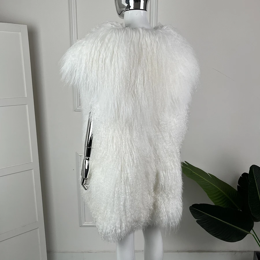Women's Lamb Fur Vest Real Sheepskin Vest Mongolia Sheep Fur Vests Female Winter Clothing Fashion New Arrivals