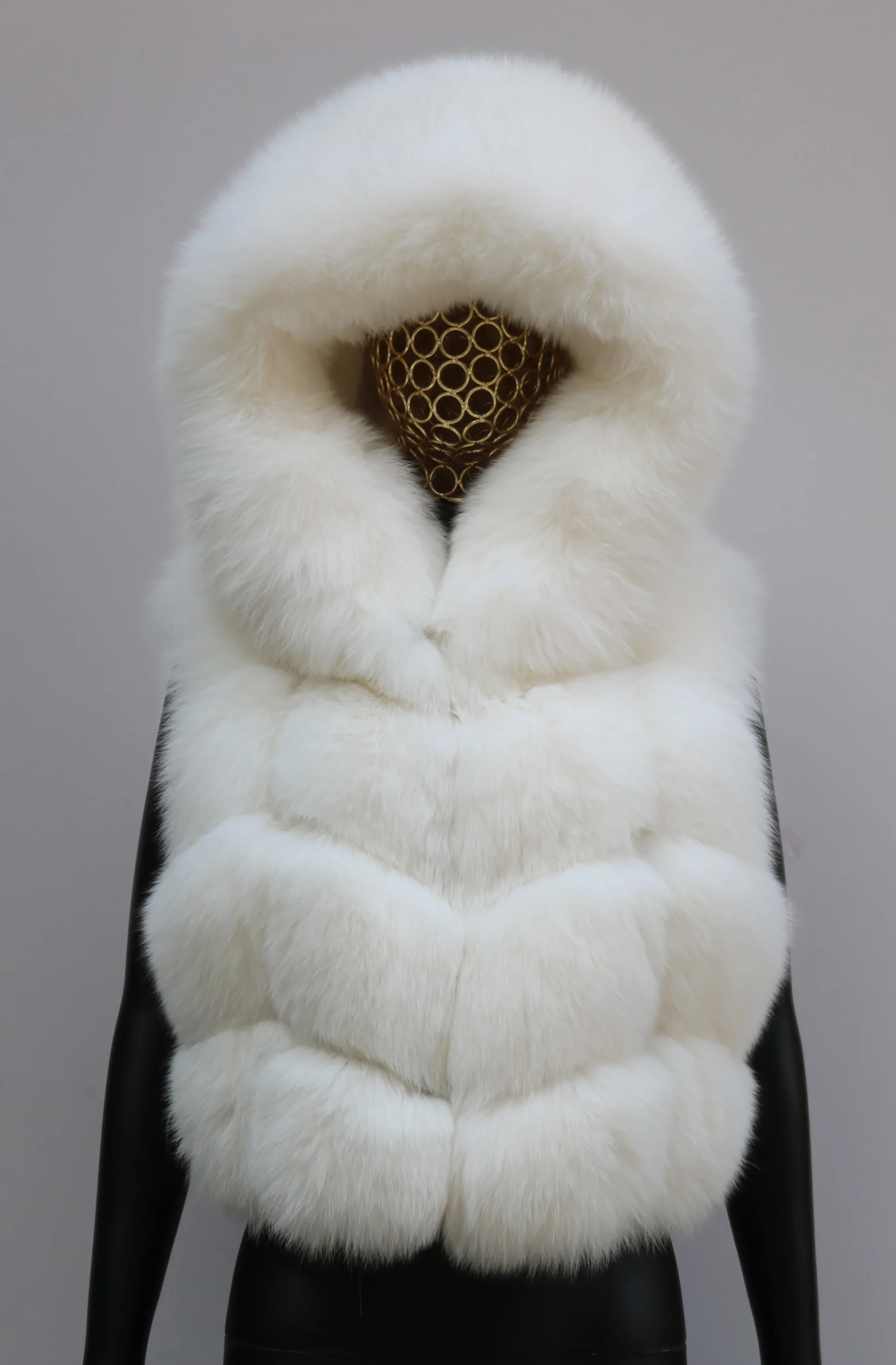 Women's Hooded Fox Fur Vest Coat Short 2025 Fur Outerwear Fashionable And Elegant