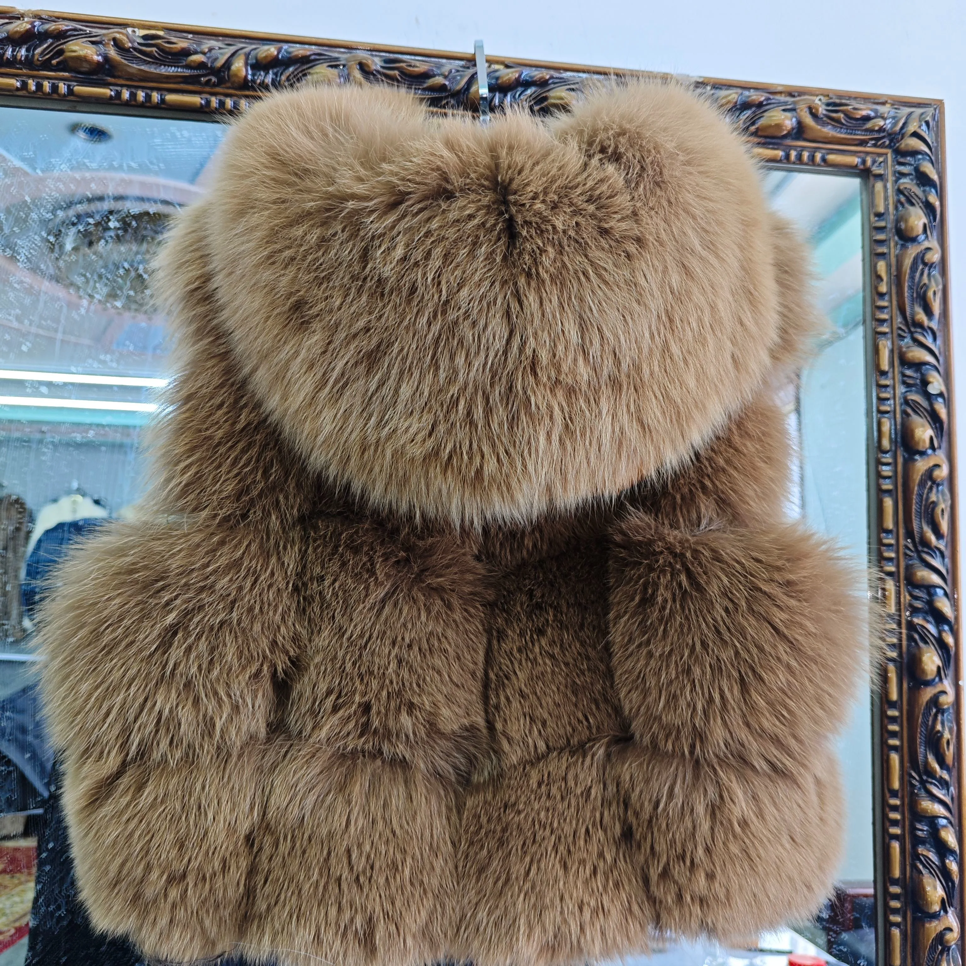 Women's Hooded Fox Fur Vest Coat Short 2025 Fur Outerwear Fashionable And Elegant